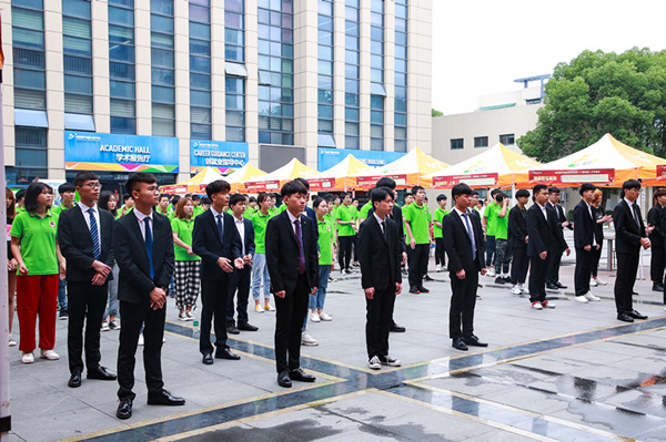 南京新華第十八屆校園人才交流會(huì)暨2019年創(chuàng)就業(yè)宣傳周啟動(dòng)儀式正式啟幕！