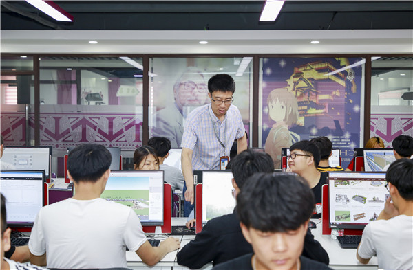 初中畢業(yè)上職業(yè)學(xué)校好么？
