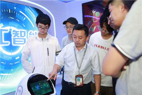 2019年智能行業(yè)的前景好么？