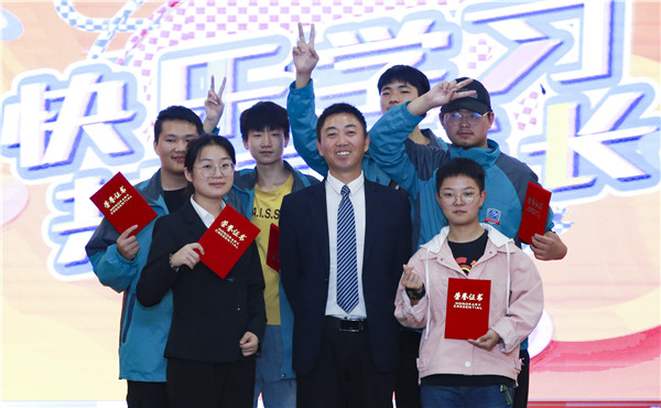 2019秋季新生階段課程結(jié)課答辯分享會圓滿落幕！