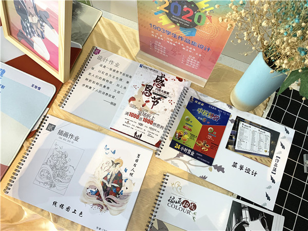 教學(xué)成果展示周，學(xué)子答辯各顯神通