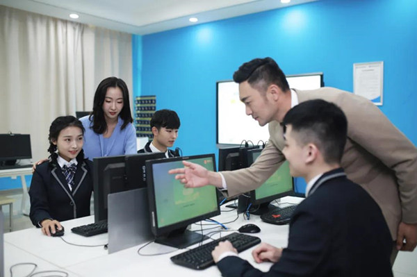 如果初<a href=http://njxh.cn target=_blank class=infotextkey>高中</a>畢業(yè)考不上怎么辦，別放棄，你還有這條路上可走
