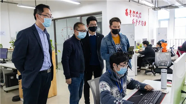 屢登央視，新華電腦教育全面新升級(jí)！