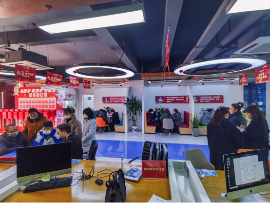 南京新華電腦專修學(xué)院330校園專場(chǎng)咨詢?nèi)栈顒?dòng)成功舉辦！