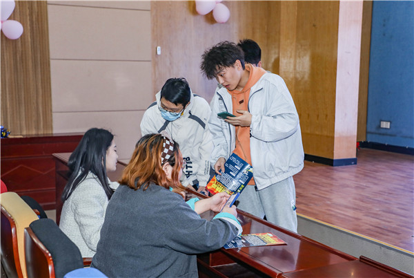 就業(yè)保障丨企業(yè)進(jìn)校園，助力南新學(xué)子就業(yè)