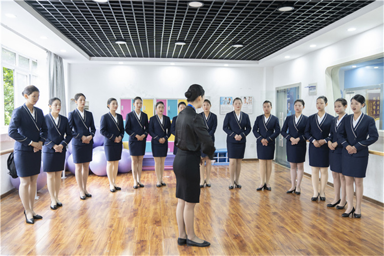 所有美眉注意了！十大適合女生學(xué)的<a href=http://njxh.cn target=_blank class=infotextkey>專業(yè)</a>