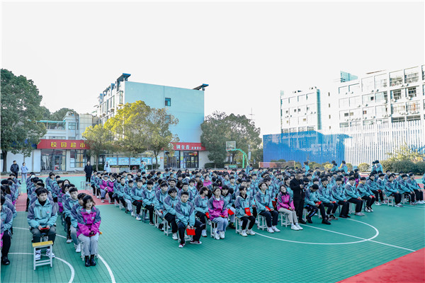 知行合一，榜樣力量 —南京新華2021年度學生工作總結暨表彰大會圓滿落幕！