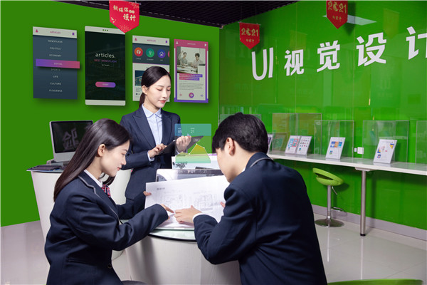 適合初中畢業(yè)上的學(xué)校？