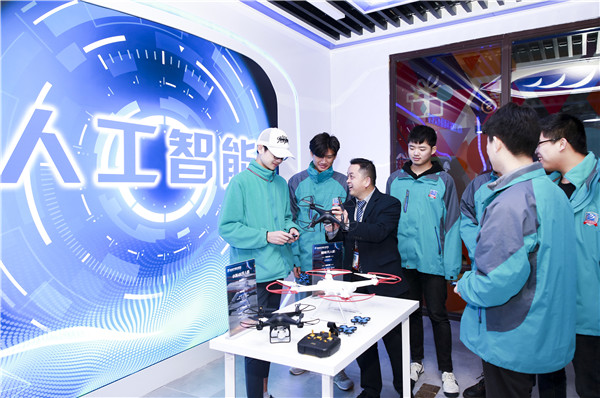 南京新華電腦專(zhuān)修學(xué)院地址，怎么走？