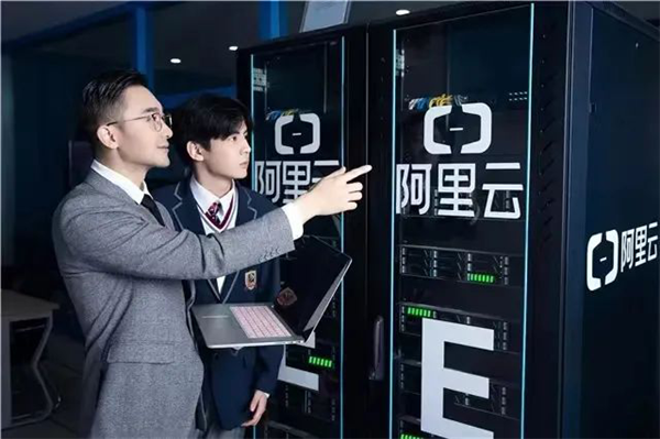 技能之光 點(diǎn)亮職業(yè)夢想！新華互聯(lián)網(wǎng)科技邀您共同參與新華杯全國職業(yè)技能大賽！